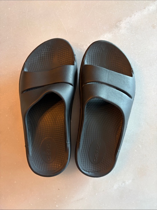 OOFOS Shoes - OOFOS Unisex M5-W7 Black Slide Sandals